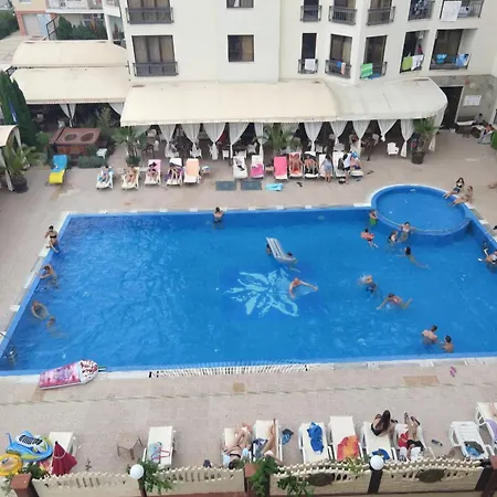 15 Sea Grace Lägenhet Slăntjev Brjag