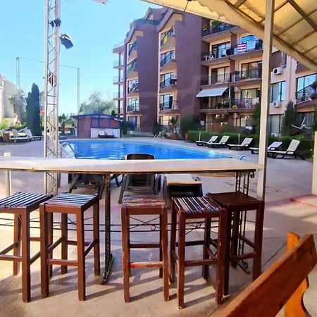 شقة 15 - Sea Grace ساني بيتش